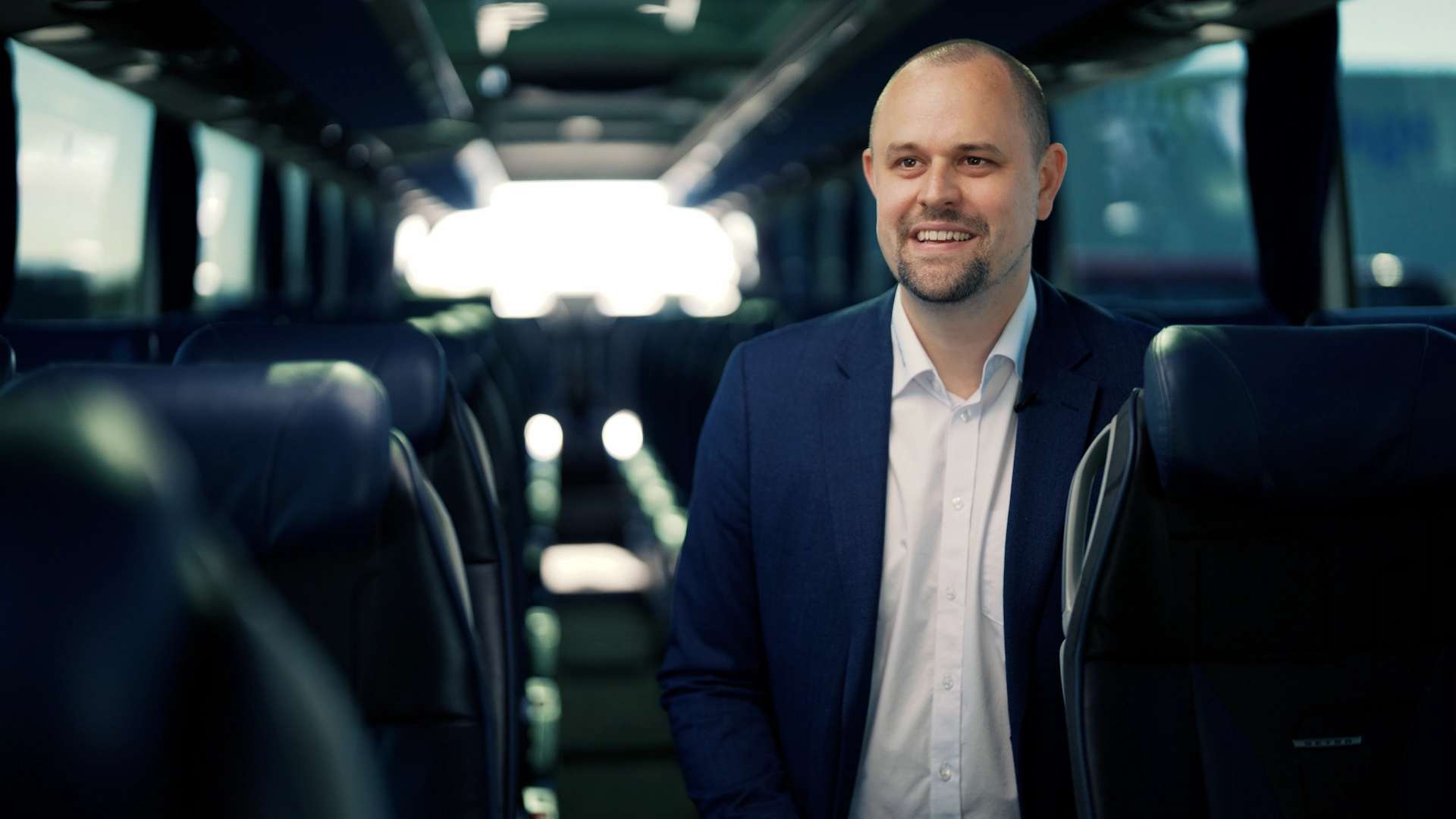 Se videoen om Vikingbus og deres digitale udvikling