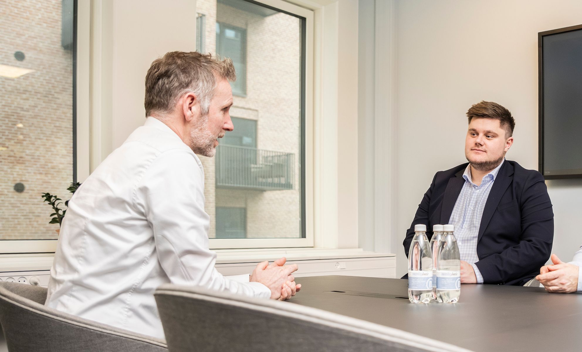Tænk hvis jeres ERP-system bare løste opgaverne selv?